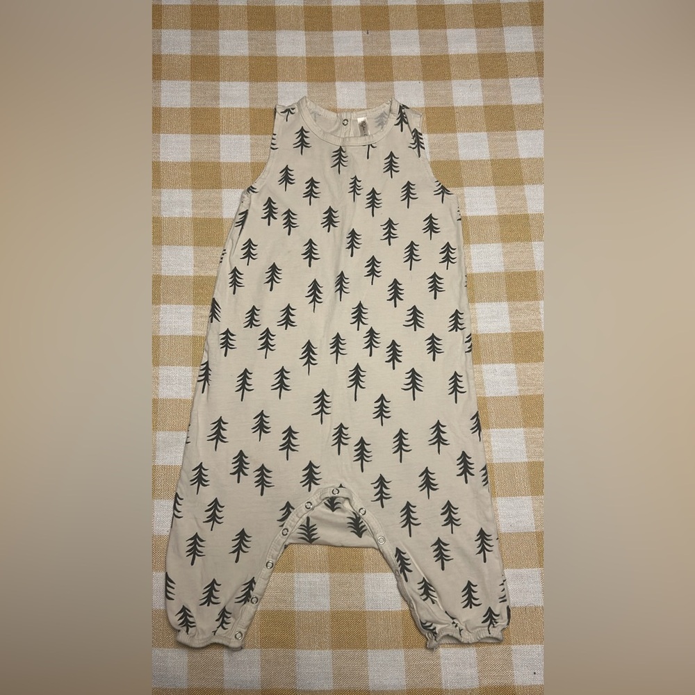 Rylee + Cru Tree Romper